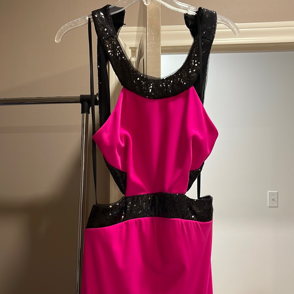 Gorgeous new fushia and black long dress